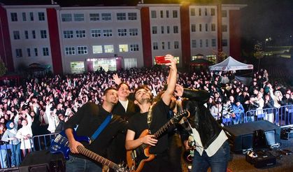 Kastamonu Üniversitesi'nde konser, eğlence, yemek...