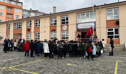 Kastamonu'da öğrenciler karne mutluluğu yaşadı!