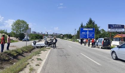 Kastamonu Girişinde Korkutan Kaza: Araç Ters Döndü, 3 Yaralı!