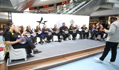 Kastamonu'da kadın ritim grubundan annelere özel gösteri