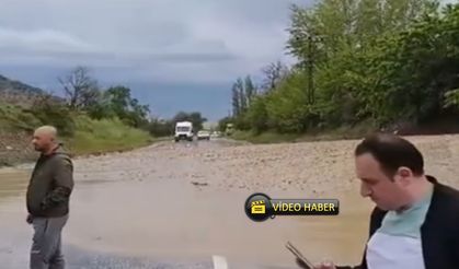 Kastamonu’nun o ilçesinde sel oldu, trafik durdu (görüntülü haber)