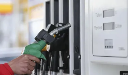 Akaryakıta 3 kalemde indirim! Benzin, motorin ve LPG fiyatları düşüyor
