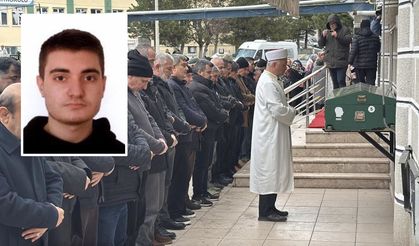 Cansız Bedeni Bulunmuştu: Kastamonulu Genç Karabük’te Toprağa Verildi