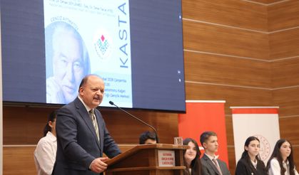 Kastamonu'da 'Cengiz Aytmatov İl Paneli' düzenlendi