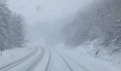 Kastamonu'nun ilçesinde kar yağışı etkisini sürdürüyor