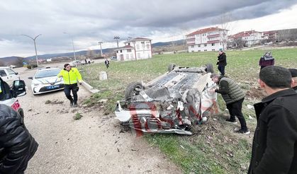Taşköprü’de Feci Kaza: Otomobil Takla Attı, Yaralılar Var!