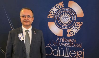 Kastamonulu profesöre 3’üncü kez büyük onur