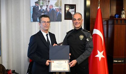Kastamonu'da yılların polisi emekliliğe uğurlandı