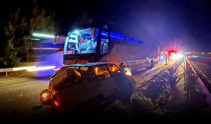 Kastamonu'da gece vakti yürekler ağza geldi: Yolcu otobüsü ile otomobil çarpıştı