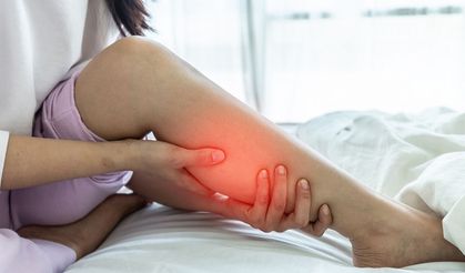 Bacakta ani şişlik ve ağrıya dikkat: Hayati risk oluşturabilir