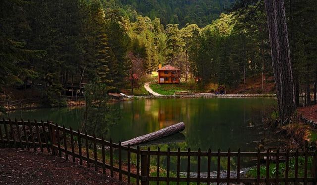 Kastamonu'daki bu göl, eşsiz doğası ve tarihiyle ziyaretçilerini kendine hayran bırakıyor