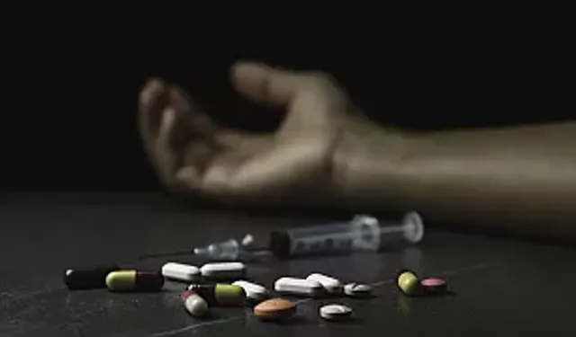 Yasaklı madde özendirmekle yargılanan o sanatçı hakkında flaş karar!