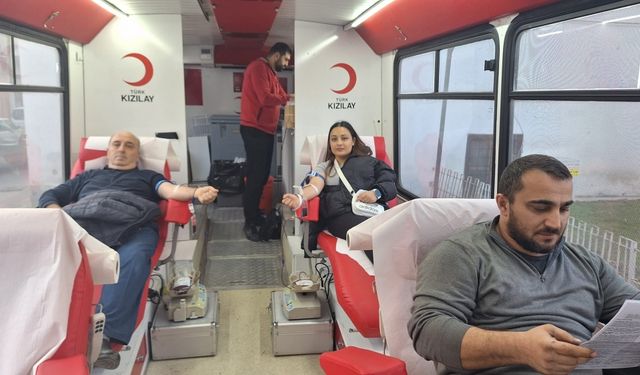 Samsun'da gezici kan bağış aracıyla bağış alınıyor