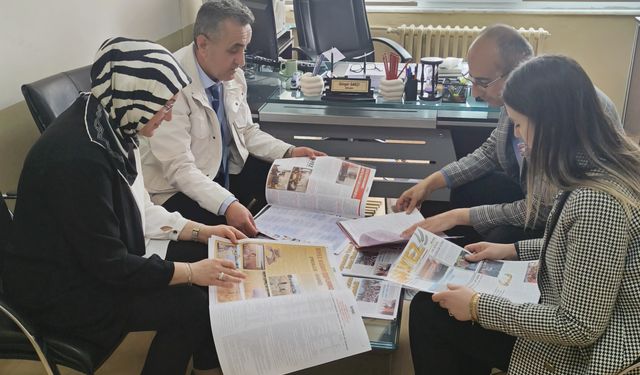 Kastamonu'da eğitimciler 4 yıldır gazete çıkarıyor
