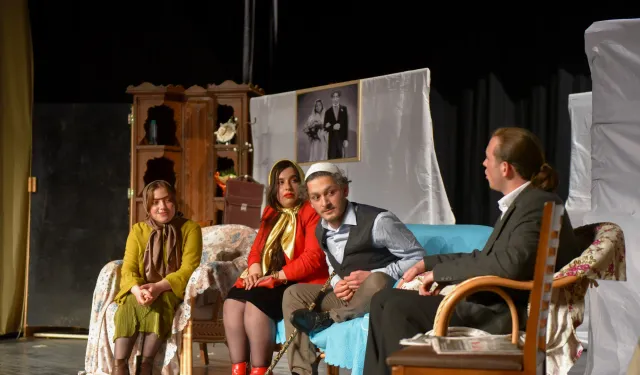 Taşköprü'de 'Paydos' adlı tiyatro oyunu büyük ilgi gördü!