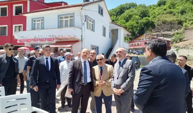 Kastamonu'da restorasyonu tamamlanan camide ilk Cuma namazı kılındı