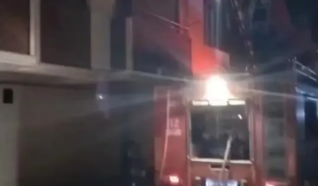 Kastamonu'da mutfakta yangın çıktı: 3 kişi dumandan etkilendi
