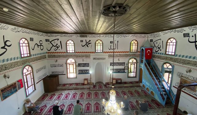 Mudurnu'da tarihi Asilbey Camisi restore ediliyor