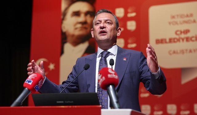 Son dakika..! CHP Genel Başkanı Özgür Özel, '1,5 yıl sonra erken seçim var' dedi