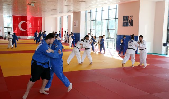 Judo Milli Takımı, Kastamonu'daki hazırlıklarını sürdürüyor