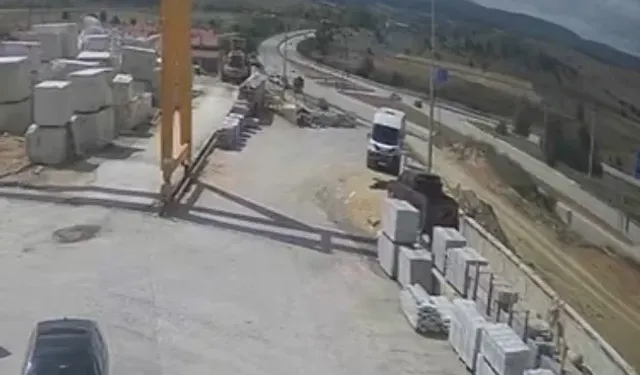 Kastamonu'da 1'i ağır, 2'si çocuk 12 kişinin yaralandığı feci kaza kamerada!