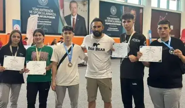 Kastamonulu sporcular, Wushu Şampiyonasından madalya ile döndüler!