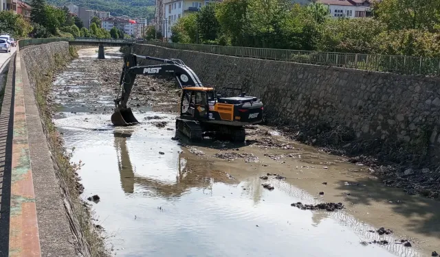 Kastamonu'da dere taşkınları, su baskınlarına karşı önlem alınıyor!