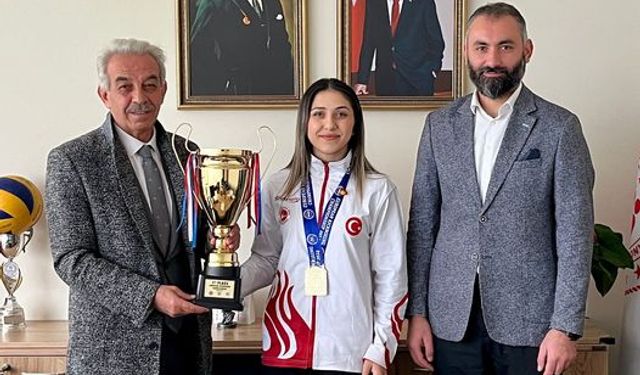 Kastamonu'nun gururu, Kick Boks Avrupa Şampiyonu Asuman Çığlıoğlu'na tebrik yağıyor