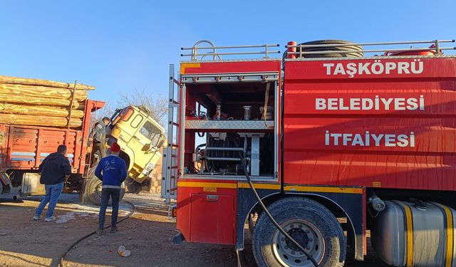 Taşköprü Ardıçlık Odun Deposunda yangın!