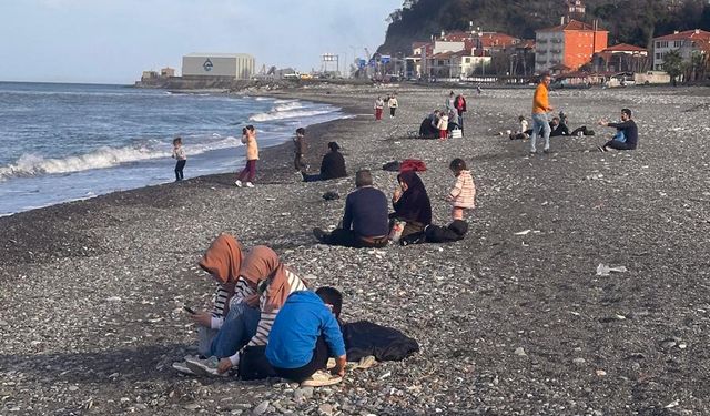 Güneşi gören Kastamonulular sahillere akın etti