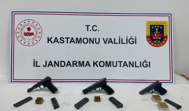 Kastamonu ve Taşköprü'de iki ayrı adrese baskın: 1 şahıs gözaltında!