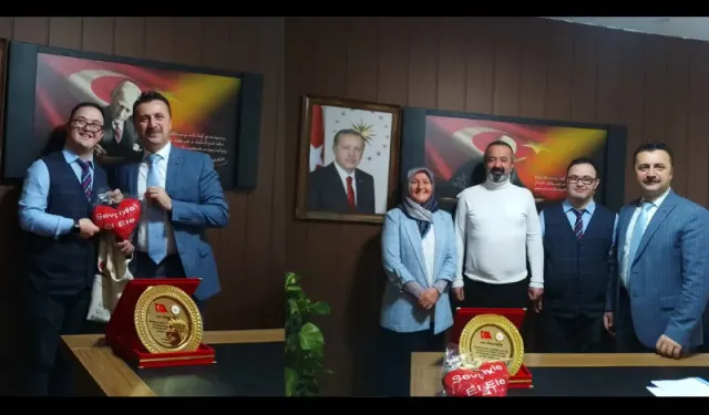 Özel Bireylerden Taşköprü Milli Eğitim Müdürü Şirin’e Plaket