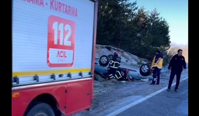 Kastamonu Tosya karayolunda feci kaza: Otomobil takla attı! Yaralılar var! (görüntülü haber)