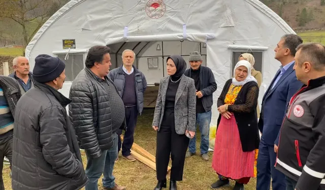 Kastamonu'daki yangında evi, ahırı ve 2 hayvanını kaybetmişti: Yetkililerden destek geldi!