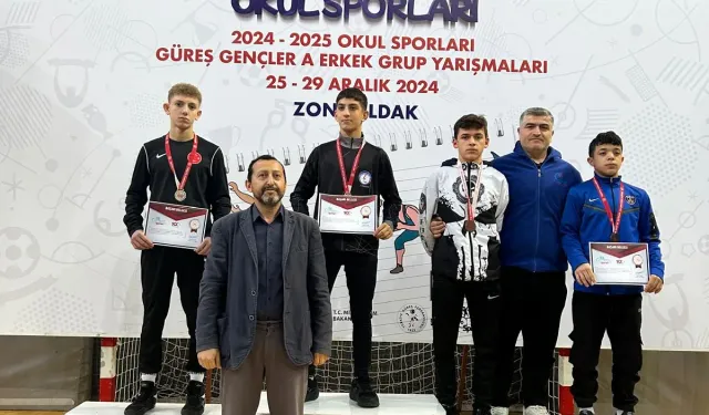 Taşköprülü genç güreşçiden büyük başarı: Bölge 3.sü oldu!