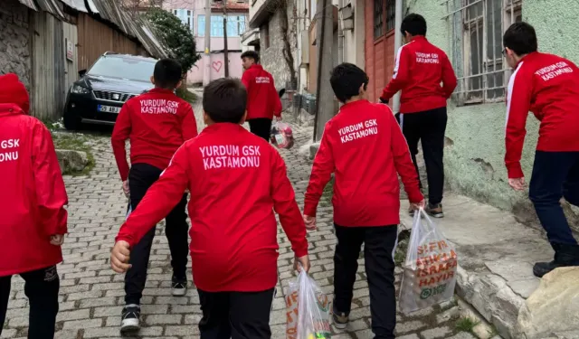 Kastamonu Yurdum GSK’dan örnek davranış: Sporcular ihtiyaç sahiplerini ziyaret etti!