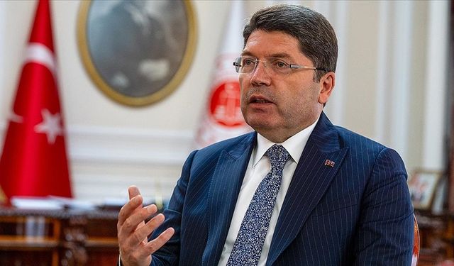 Bakan Tunç, CHP'ye kayyum atanacağı iddialarına karşı açıklama yaptı!