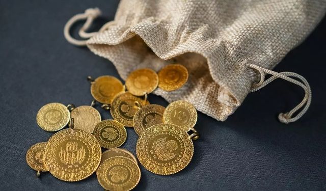 Altın Fiyatlarında Sert Düşüş: Yatırımcı Endişeli!