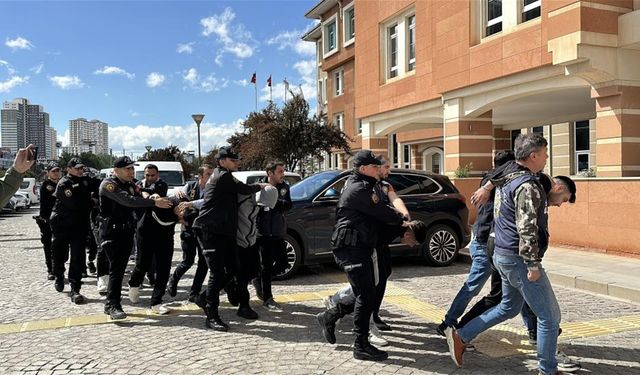 Kastamonu'da çete çökertildi: 700 milyonluk operasyon (görüntülü haber)