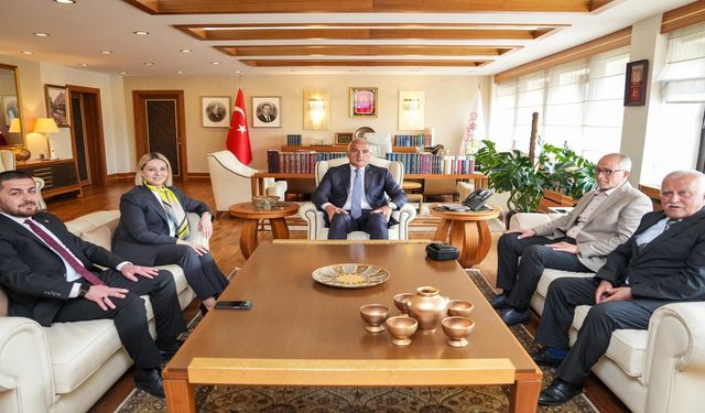 Bakan Ersoy'a evliyalar şehri Kastamonu'ya davet