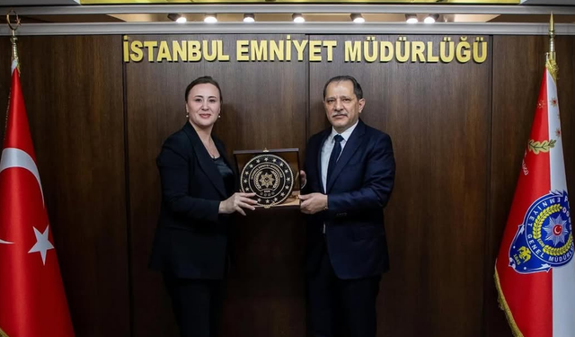 Kastamonulu başkandan Emniyet Müdürü'ne ziyaret: Bağışlar Gazze'ye ulaştırıldı!