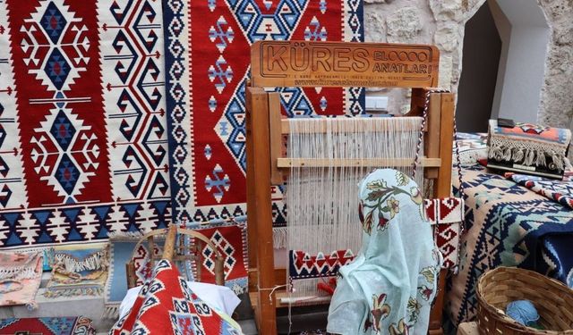 Kastamonu’nun İlçesinde Hayat Boyu Öğrenme Haftası Kutlandı! El Emeği Sergisi Ziyaretçi Akınına Uğradı