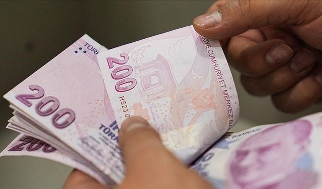 Memur ve emekli maaşlarına ilişkin yeni tahmin! Ne kadar zam olacak?