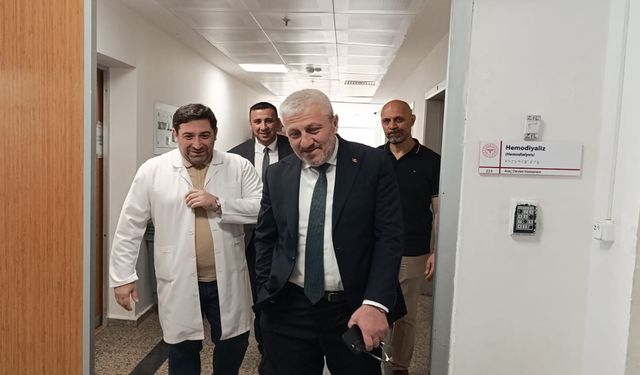 Kastamonu'nun ilçe hastanesinde incelemelerde bulundu