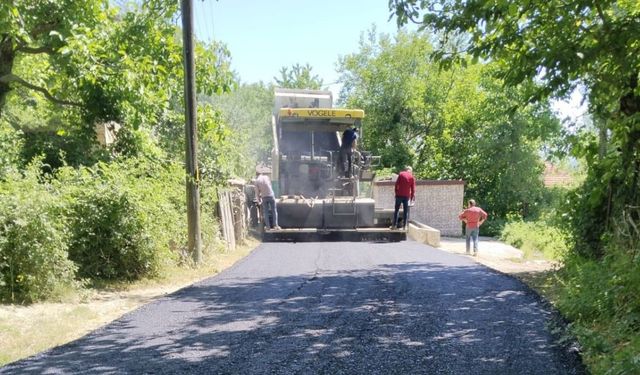 Kastamonu’nun ilçesinde ulaşım kolaylaşıyor: Köy yollarına asfalt döşendi