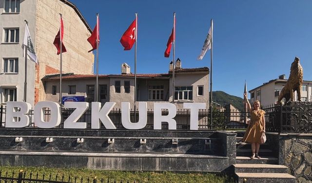 Ünlü Spiker ‘Yap Bi’ Bozkurt’ Dedi, Sosyal Medya Karıştı!