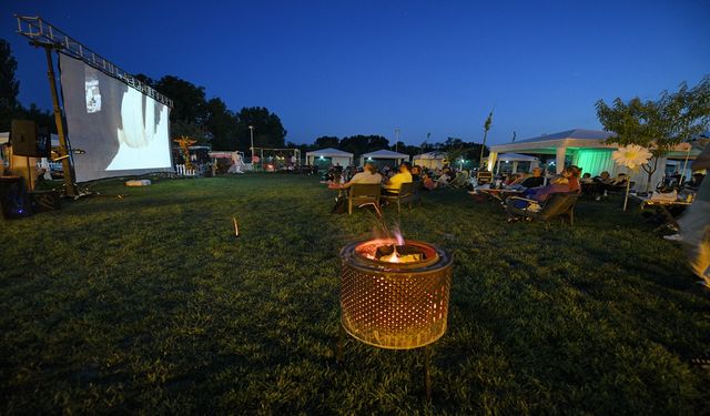Kastamonu'da yaz akşamlarına sinema keyfi: Taşköprü yolunda nostalji