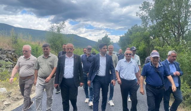 Kastamonu’nun İlçe Köy Yolları Yenileniyor: Kaymakam Ve Başkan Sahada!