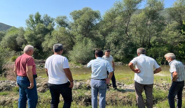 Kastamonu’da Devrez Çayı suyunu kesti: Çiftçi susuz kaldı!