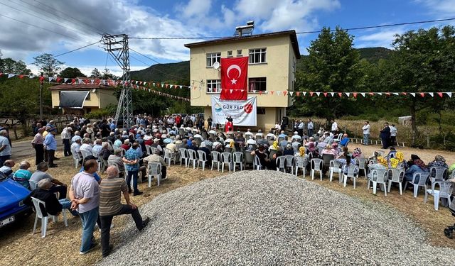 Kastamonu’da yeni yapılan 5 kilometrelik yol törenle açıldı!
